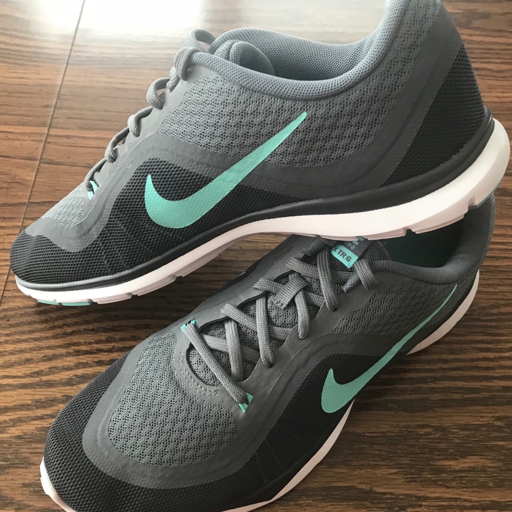 Brand new Nike Supreme Flex TR 6 Shoes - size 11